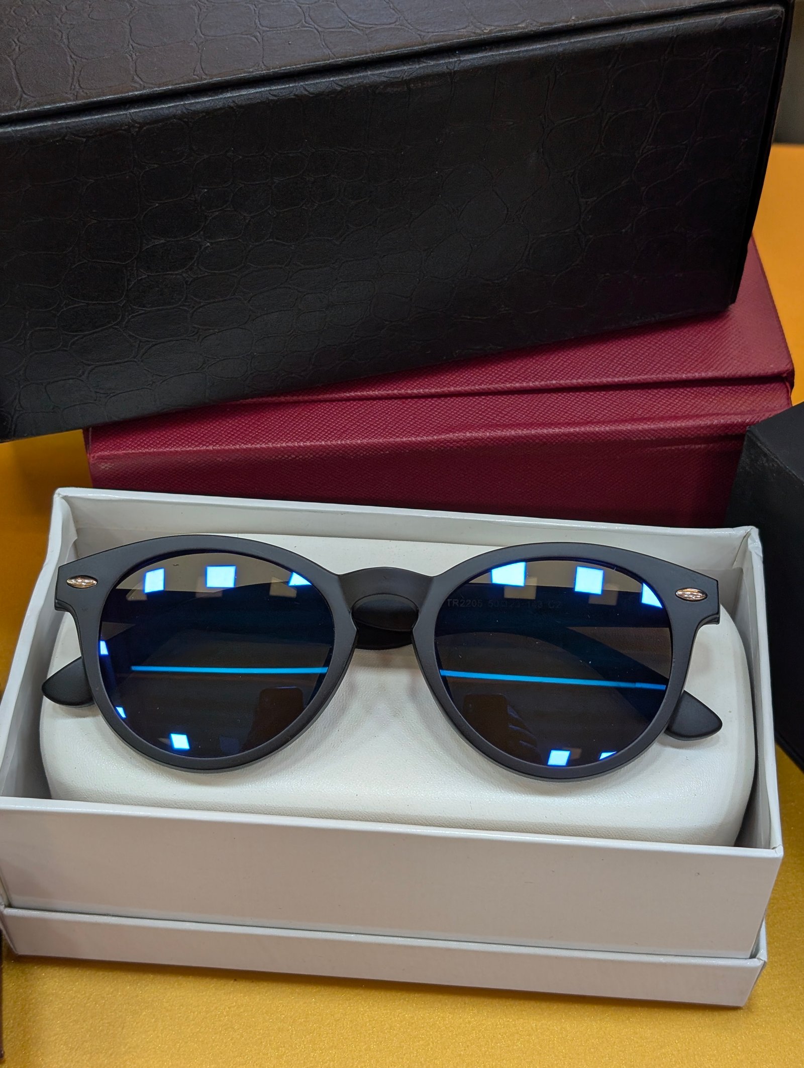 Clip On 01875
