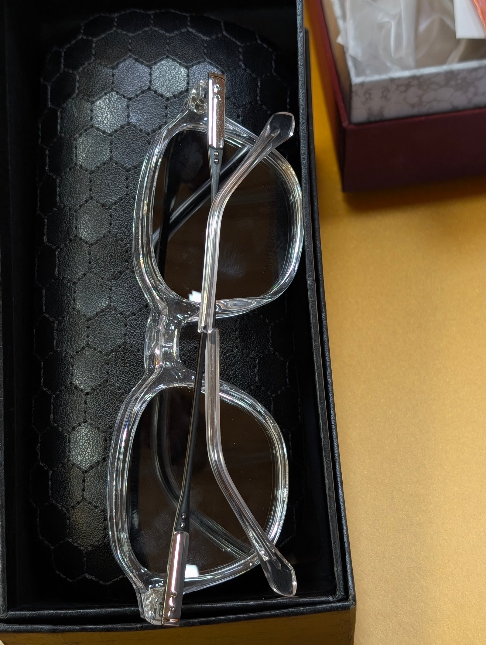 Clip on 0187519