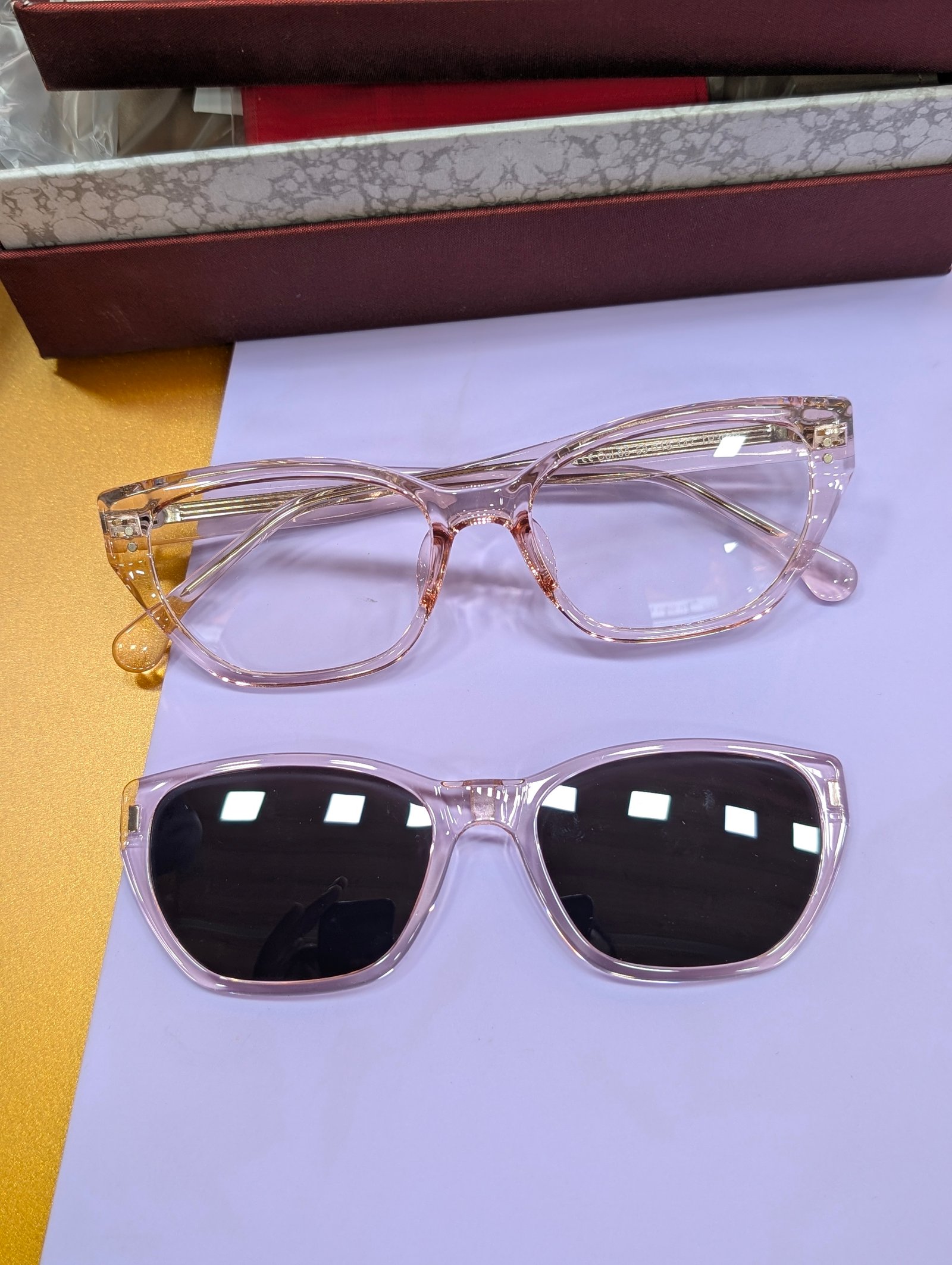 Clip on 0187771
