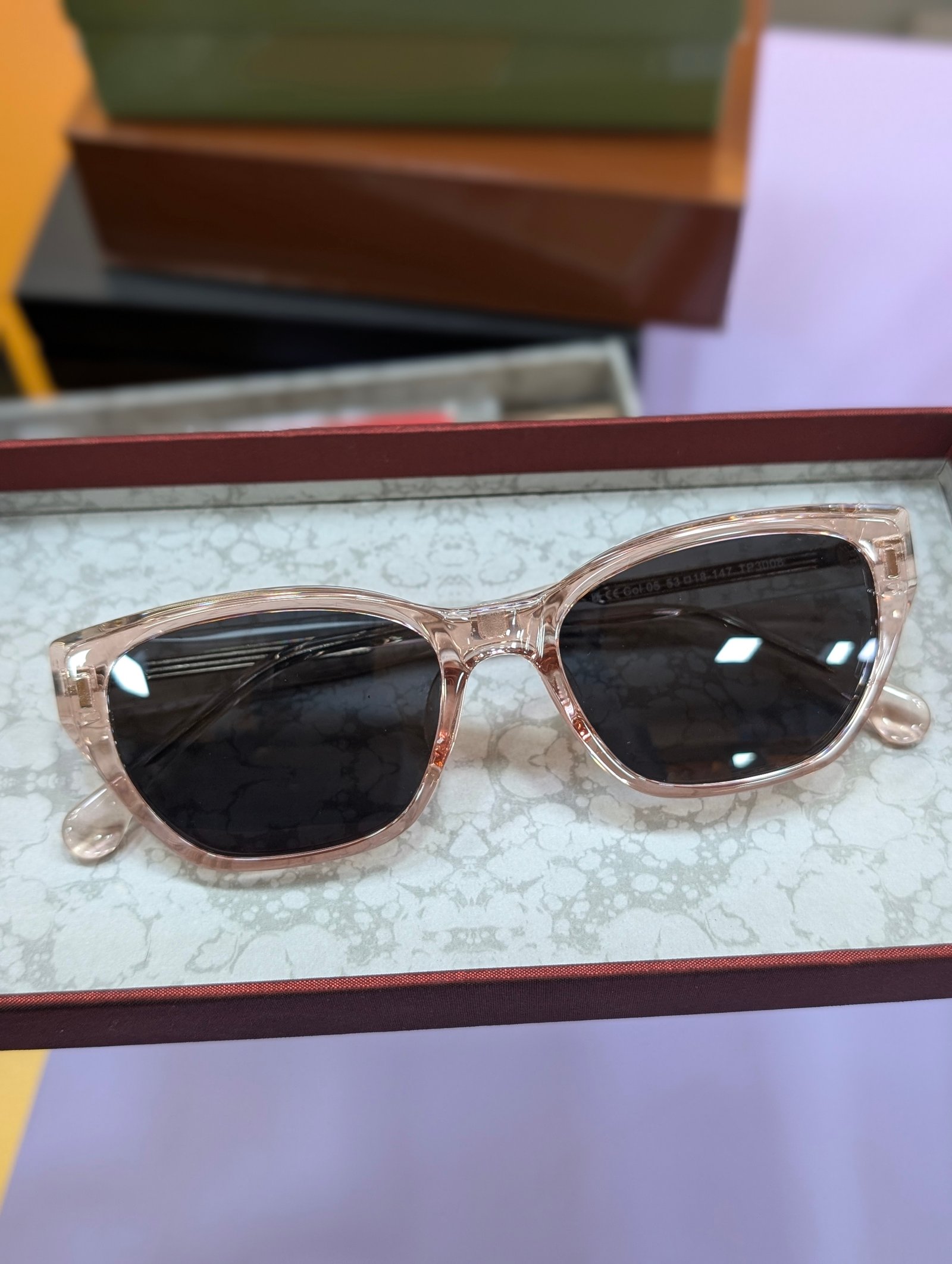 Clip on 0187771