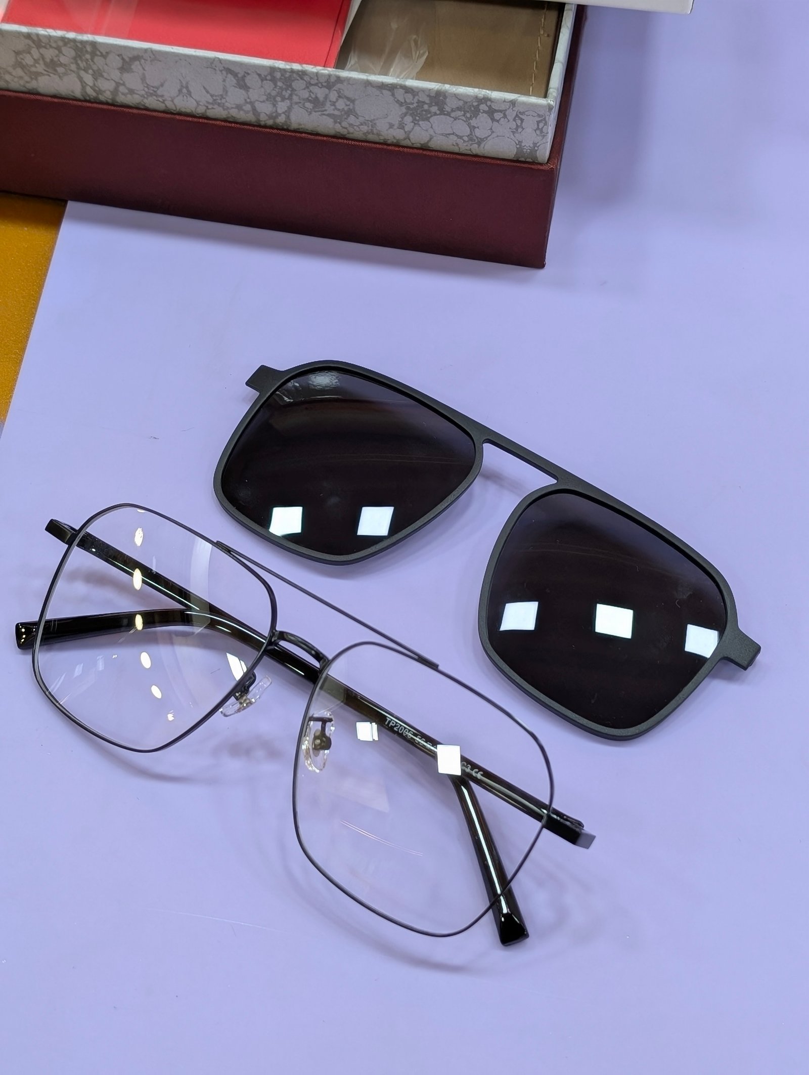 Clip On 028662
