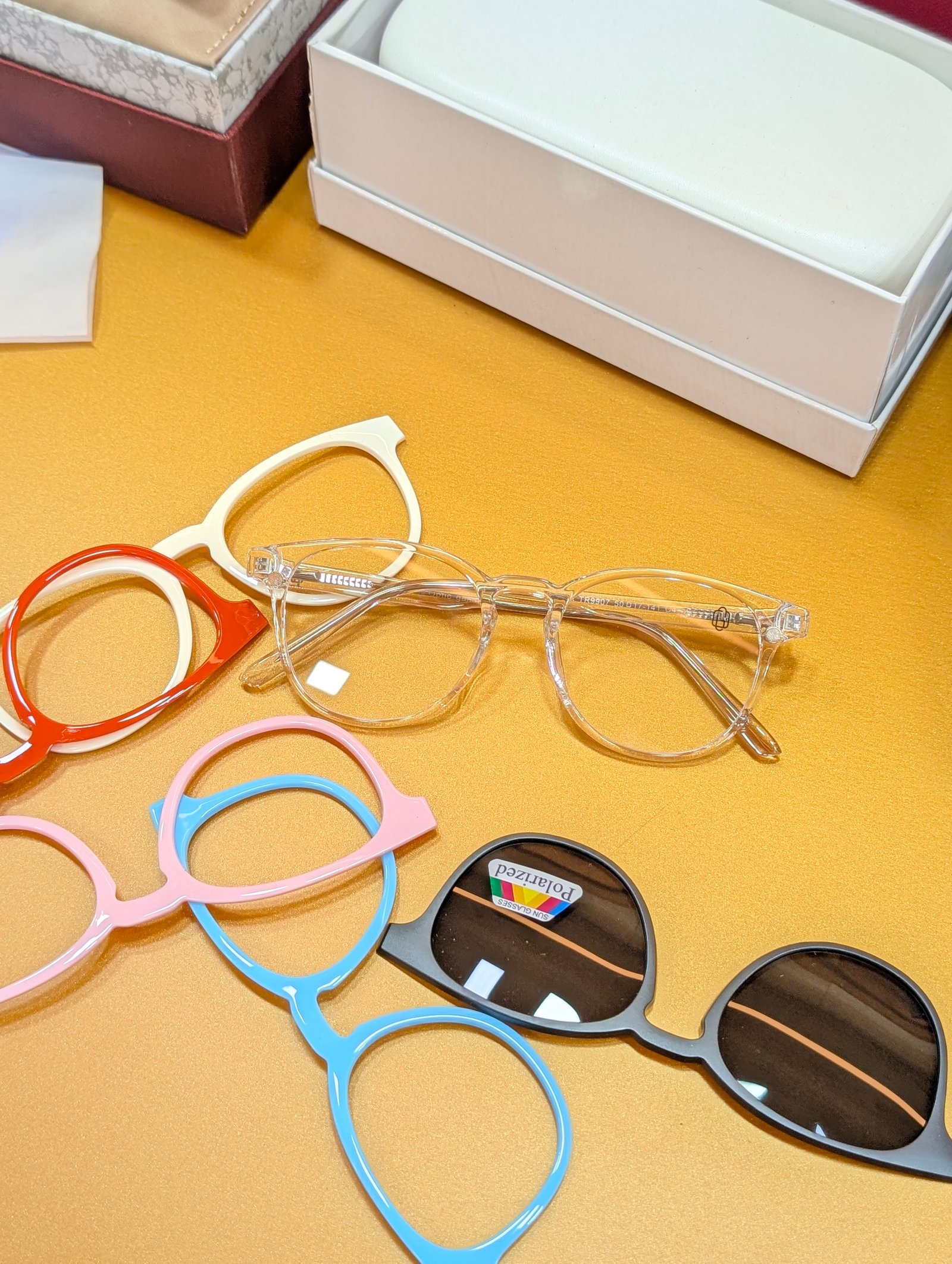 Clip on 09177
