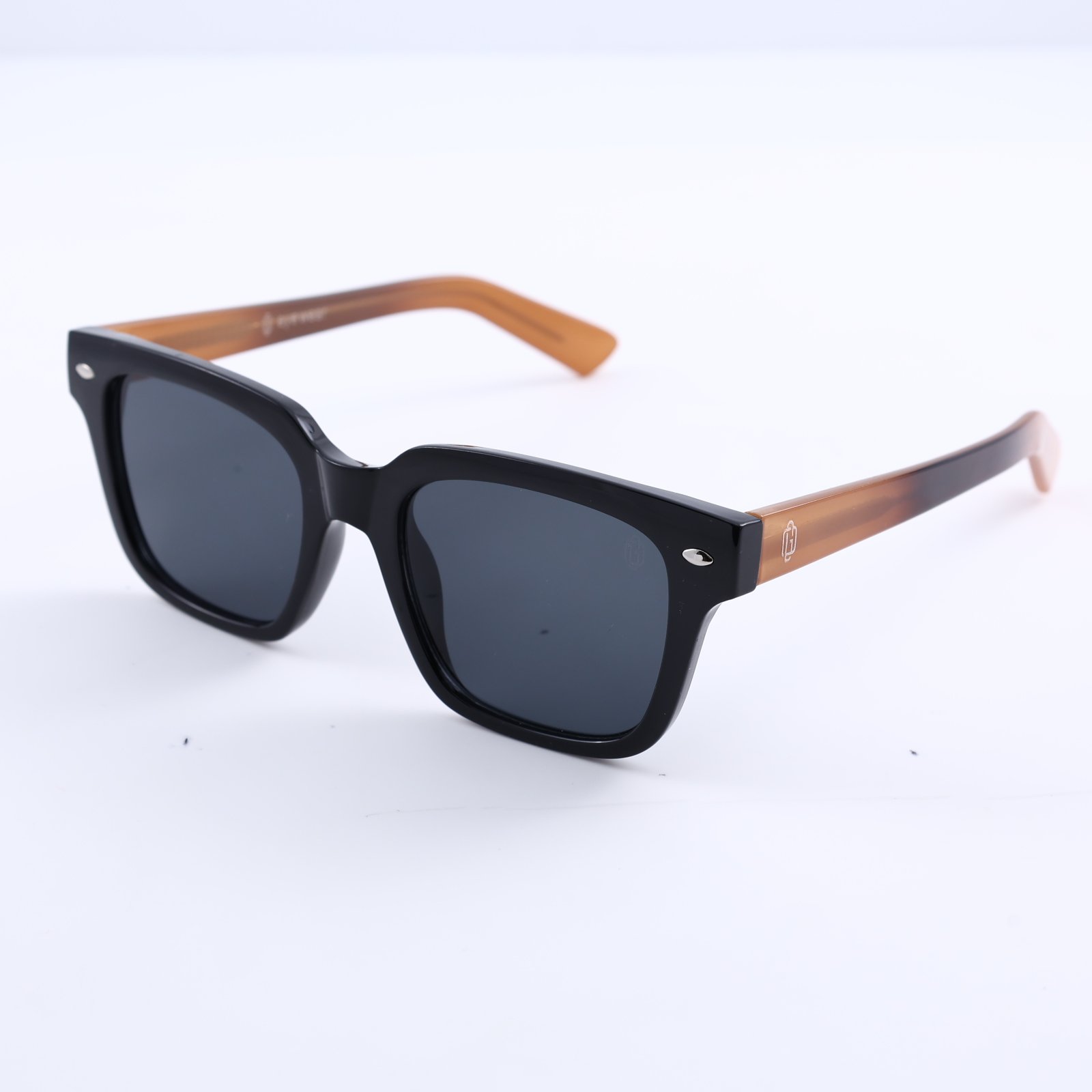 OG Amber Torto | Matte Honey Frame Gradient Smoke Sunglasses
