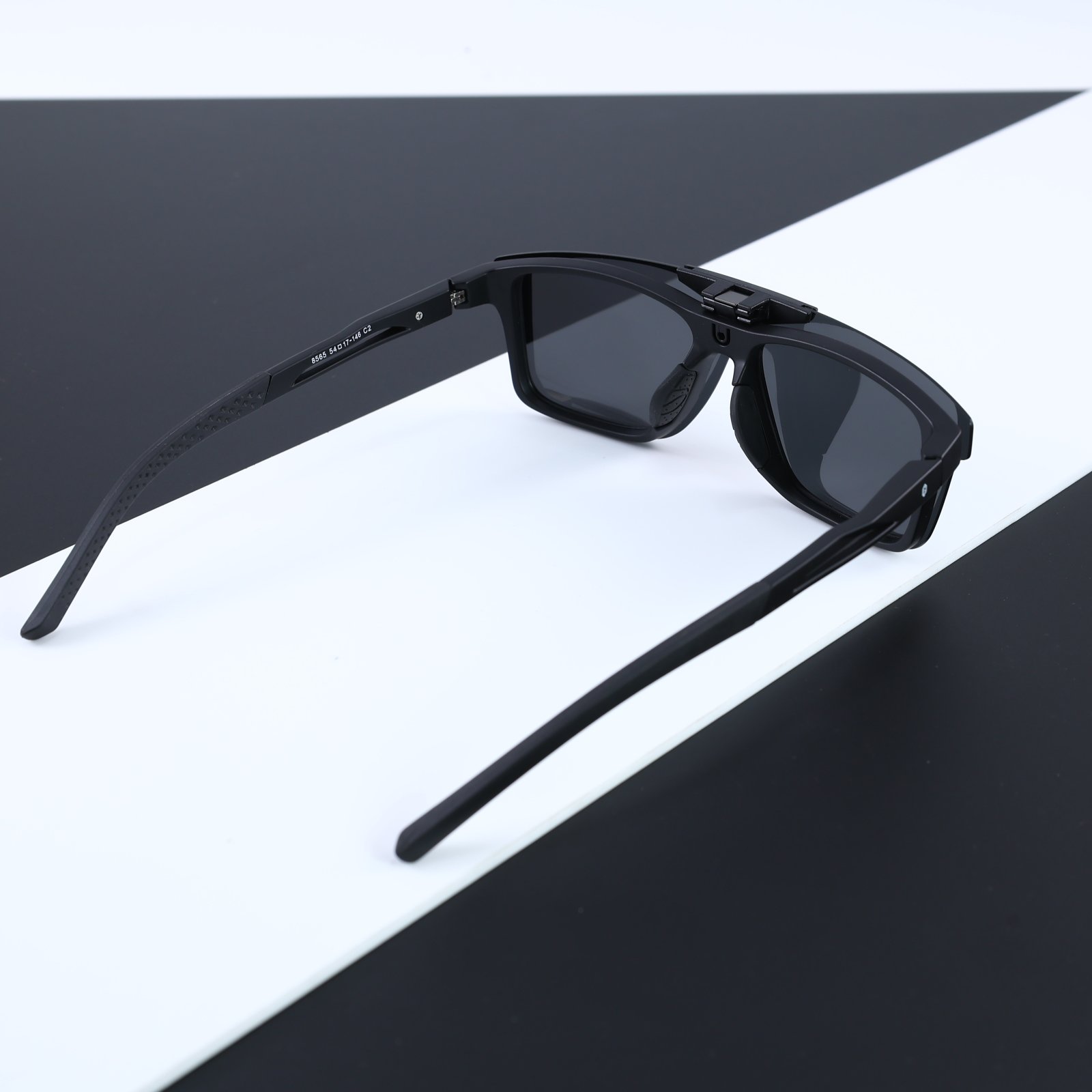 OG Clip Master Sporty Clip-On Eyeglasses with Polarized Lenses | 2-in-1 Sunglasses & Computer Glasses | Best Optical in Nashik