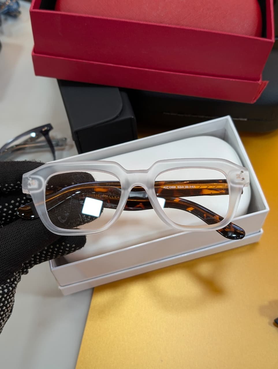 OG Transparent | Statement Collection Unbreakable