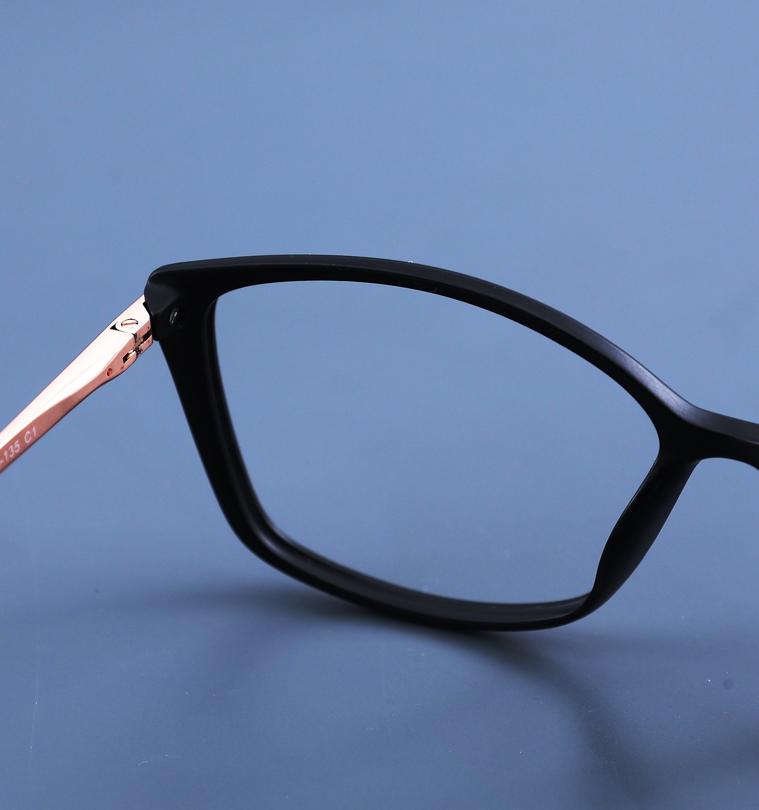 Women Urban Flex Eyeglasses | Lightweight & Stylish Full Rim Optical Frame